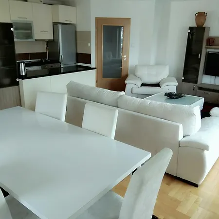 Apartman Bosmal Apartament